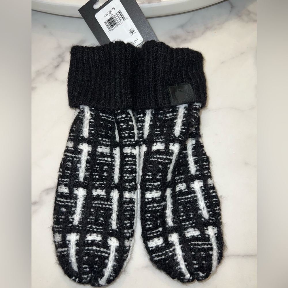 NWT·Karl Lagerfeld tweed mittens🆕